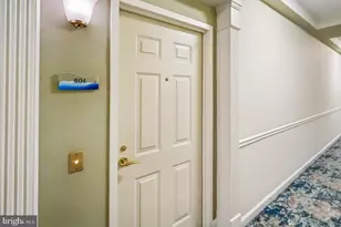 19375 Cypress Ridge Terrace, Leesburg, VA 20176 - Photo 3