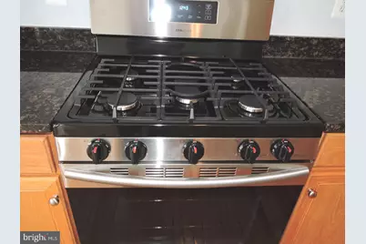 21828 Ladyslipper Square, Ashburn, VA 20147 - Photo 19