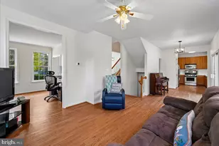 35580 Sassafras Dr, Round Hill, VA 20141 - Photo 13