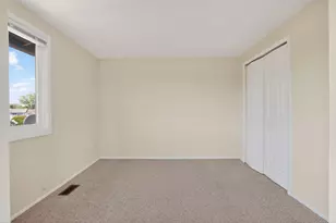 19 Regis Cir, Sterling, VA 20164 - Photo 15