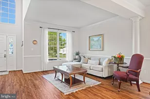 22845 Queensbridge Dr, Ashburn, VA 20148 - Photo 3
