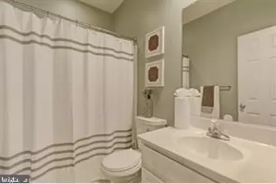 1511 Artillery Terrace NE, Leesburg, VA 20176 - Photo 3