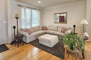 42991 Chesterton St, Ashburn, VA 20147 - Photo 3