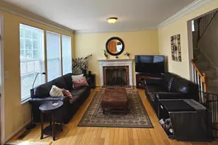 42991 Chesterton St, Ashburn, VA 20147 - Photo 9