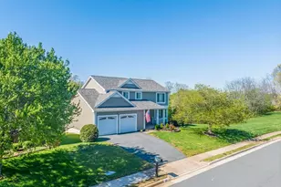 342 Samantha Dr, Sterling, VA 20164 - Photo 5