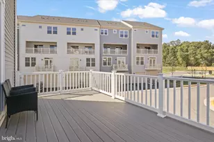 24190 Kilbride Ter, Sterling, VA 20166 - Photo 9