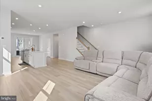 24190 Kilbride Ter, Sterling, VA 20166 - Photo 15