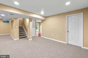 17538 Falls Pl, Round Hill, VA 20141 - Photo 49