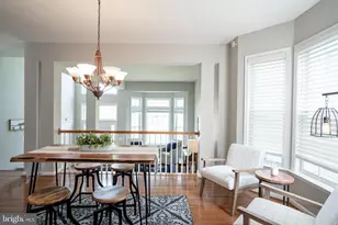 25316 Herring Creek Dr, Chantilly, VA 20152 - Photo 9