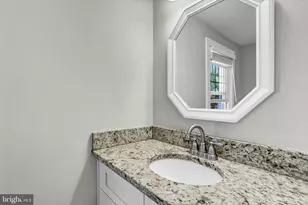 750 S 20th St, Purcellville, VA 20132 - Photo 15
