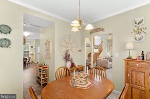 17304 Cedar Bluff Ct, Round Hill, VA 20141 - Photo 11