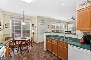17304 Cedar Bluff Ct, Round Hill, VA 20141 - Photo 19