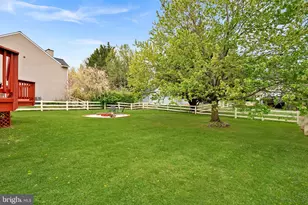 17304 Cedar Bluff Ct, Round Hill, VA 20141 - Photo 3