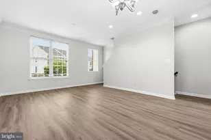 25154 Monteith Terrace, Chantilly, VA 20152 - Photo 5
