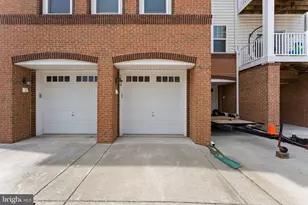 24661 Woolly Mammoth Terrace, Aldie, VA 20105 - Photo 31