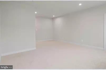 24230 Ullapool Terrace, Sterling, VA 20166 - Photo 9