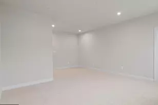 24230 Ullapool Ter, Sterling, VA 20166 - Photo 9