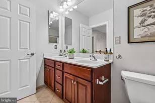24896 Castleton Dr, Chantilly, VA 20152 - Photo 37