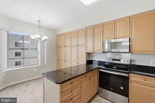 19365 Cypress Ridge Terrace, Leesburg, VA 20176 - Photo 21