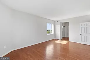 19365 Cypress Ridge Terrace, Leesburg, VA 20176 - Photo 27