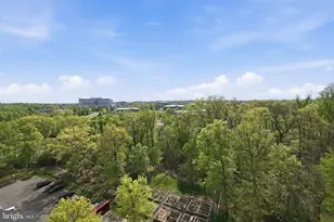 19365 Cypress Ridge Terrace, Leesburg, VA 20176 - Photo 25