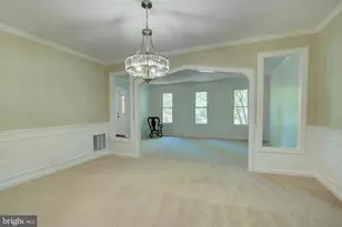 44 Carrollton Rd, Sterling, VA 20165 - Photo 11