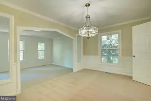 44 Carrollton Rd, Sterling, VA 20165 - Photo 13