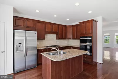 25101 Croxley Green Square, Aldie, VA 20105 - Photo 17