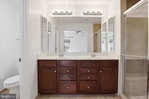 25101 Croxley Green Square, Aldie, VA 20105 - Photo 29