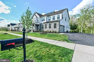 25004 Falling Brook Cir, Aldie, VA 20105 - Photo 3