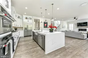 25004 Falling Brook Cir, Aldie, VA 20105 - Photo 25