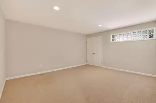 25845 Spring Farm Cir, Chantilly, VA 20152 - Photo 45