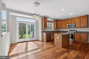 25845 Spring Farm Cir, Chantilly, VA 20152 - Photo 15