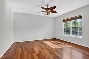 25845 Spring Farm Cir, Chantilly, VA 20152 - Photo 17