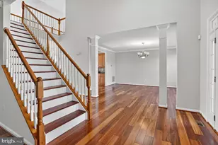25845 Spring Farm Cir, Chantilly, VA 20152 - Photo 9
