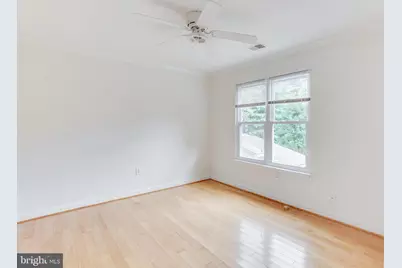 10136 Yorktown Drive, Great Falls, VA 22066 - Photo 37