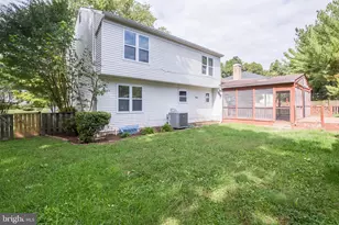 10136 Yorktown Dr, Great Falls, VA 22066 - Photo 47