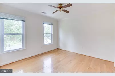 10136 Yorktown Drive, Great Falls, VA 22066 - Photo 31