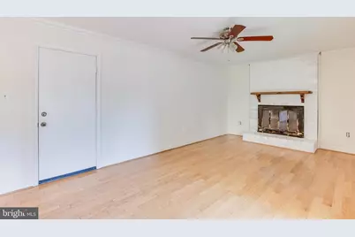10136 Yorktown Drive, Great Falls, VA 22066 - Photo 19