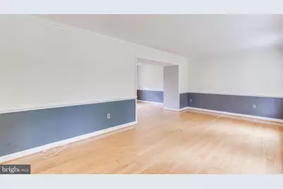 10136 Yorktown Drive, Great Falls, VA 22066 - Photo 5
