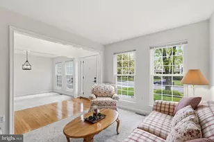 17241 Pickwick Dr, Purcellville, VA 20132 - Photo 15