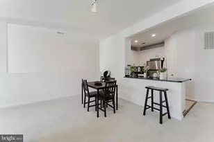 24588 Byrne Meadow Square, Aldie, VA 20105 - Photo 9