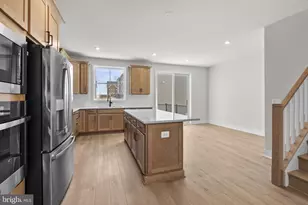 42141 Picasso Sq, Ashburn, VA 20148 - Photo 13