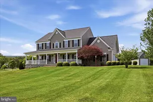 16205 Jonella Farm Dr, Hillsboro, VA 20132 - Photo 1