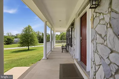 16205 Jonella Farm Drive, Hillsboro, VA 20132 - Photo 9