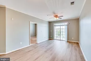 21216 McFadden Square, Sterling, VA 20165 - Photo 17