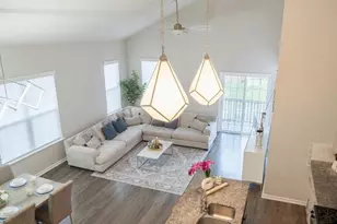 813 Mildenhall Ct, Purcellville, VA 20132 - Photo 11