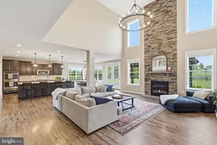 38640 Woodsage Ct, Waterford, VA 20197 - Photo 17
