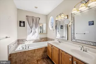 17571 Lethridge Circle, Round Hill, VA 20141 - Photo 23