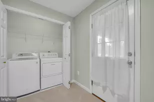 21780 Mornington Cresent Terrace, Sterling, VA 20166 - Photo 13